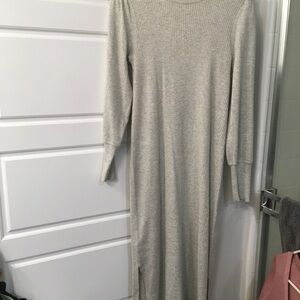 LOFT Light Gray Ribbed Knit Top